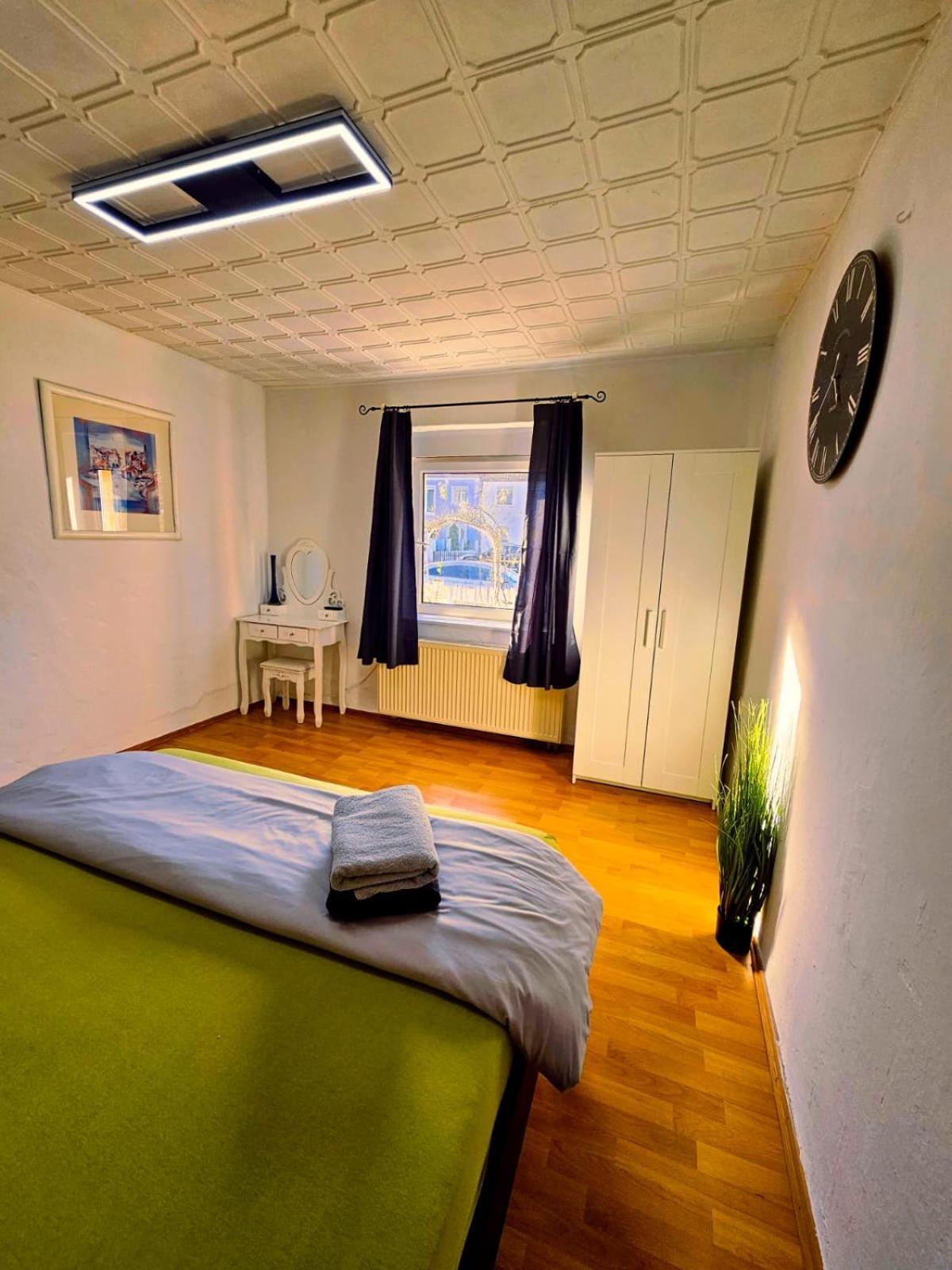 B&R Ferienhaus In Der Naehe Des Flughafens Nürnberg Eksteriør bilde