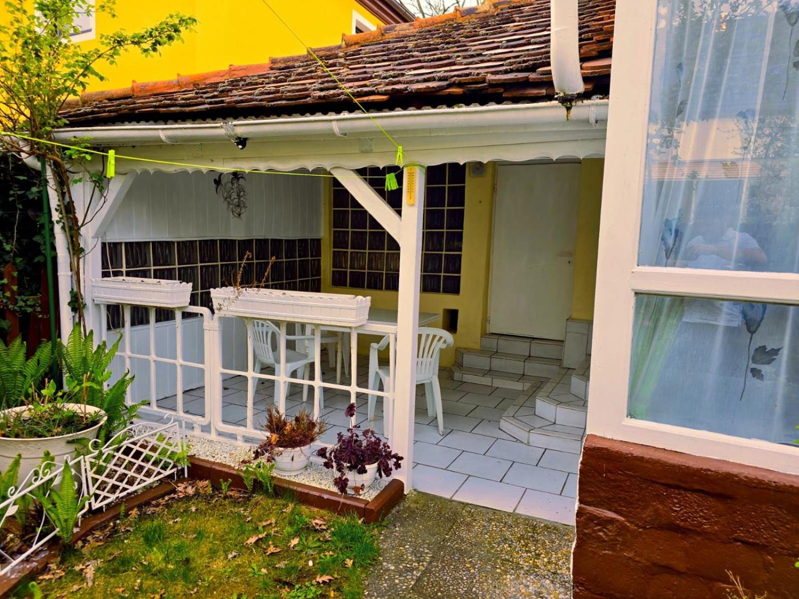 B&R Ferienhaus In Der Naehe Des Flughafens Nürnberg Eksteriør bilde